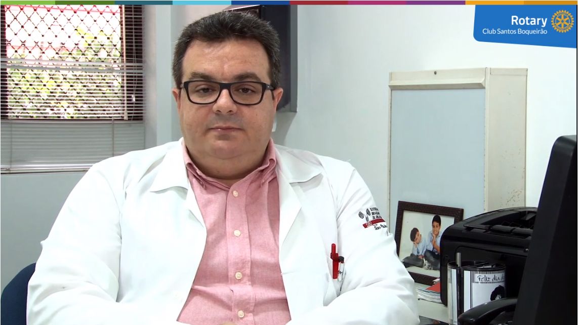 Quanto tempo leva para a doença se manifestar?