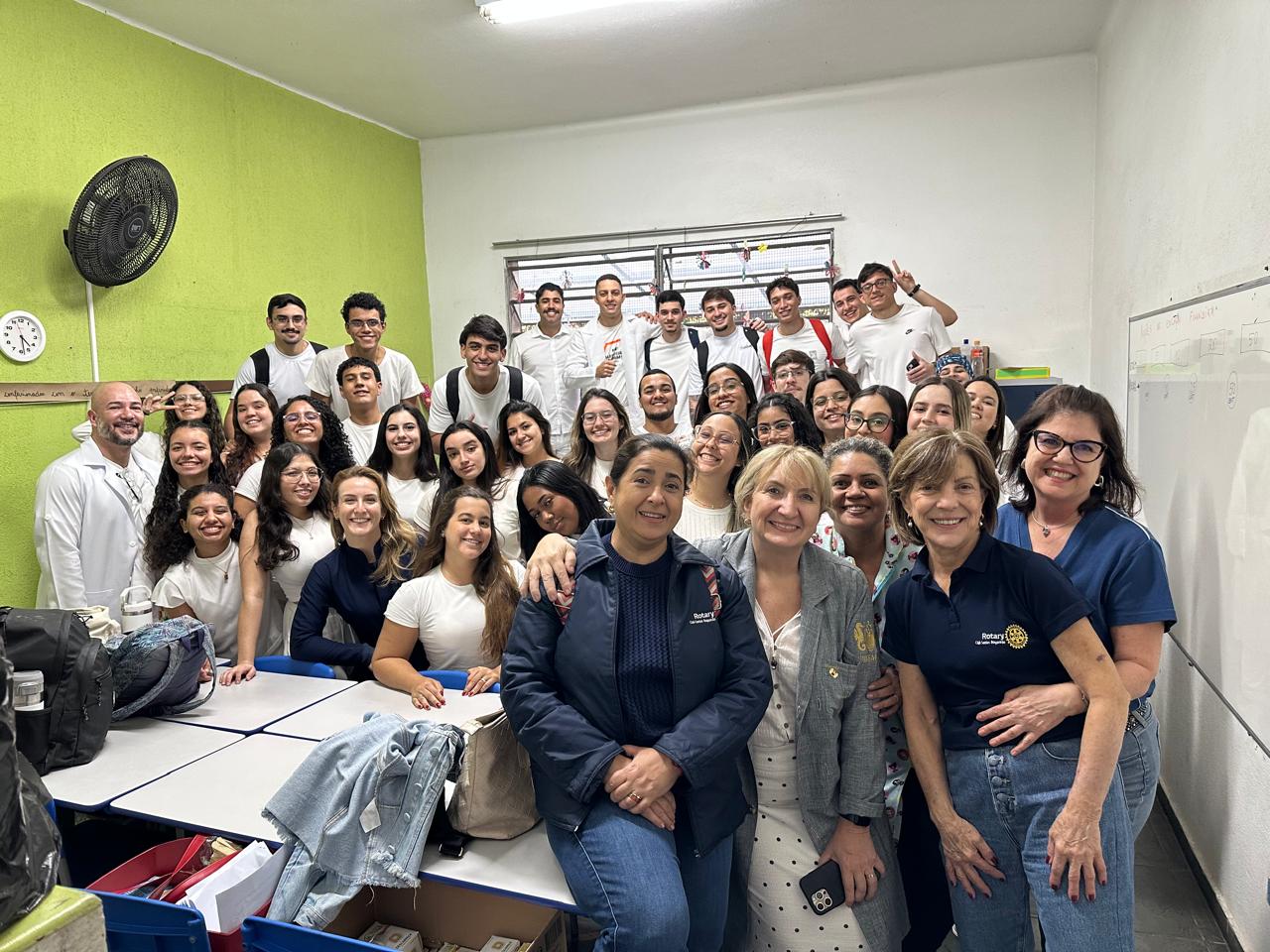 ACONTECEU NO ROTARY BOQUEIRÃO ACONTECEU NO ROTARY BOQUEIRÃO