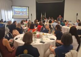 ACONTECEU NO ROTARY BOQUEIRÃO:  GRATIDÃO, SOLIDARIEDADE E SUPERAÇÃO