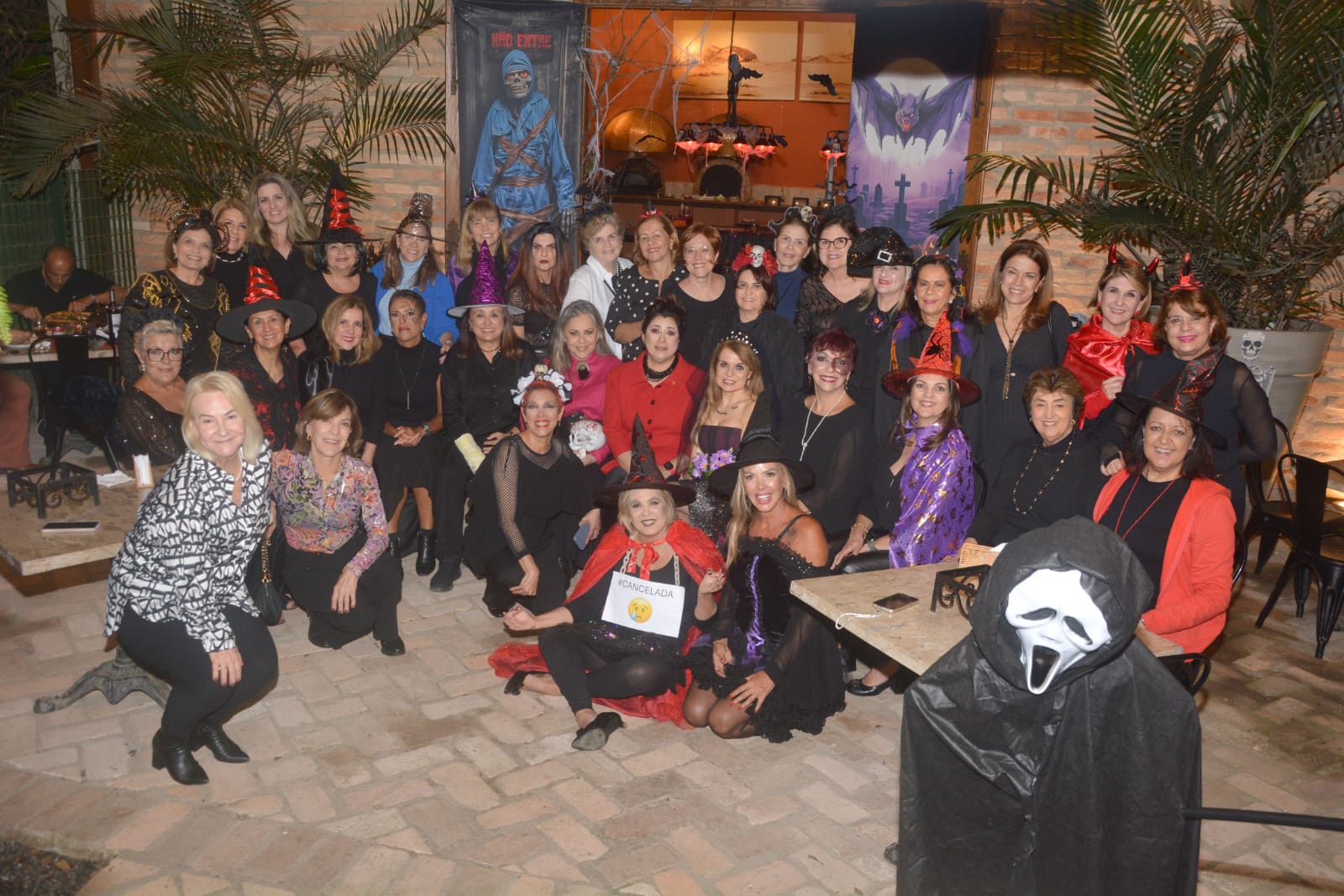 ACONTECEU NO ROTARY BOQUEIRÃO HALLOWEEN E COMEMORAÇÃO ACONTECEU NO ROTARY BOQUEIRÃO HALLOWEEN E COMEMORAÇÃO