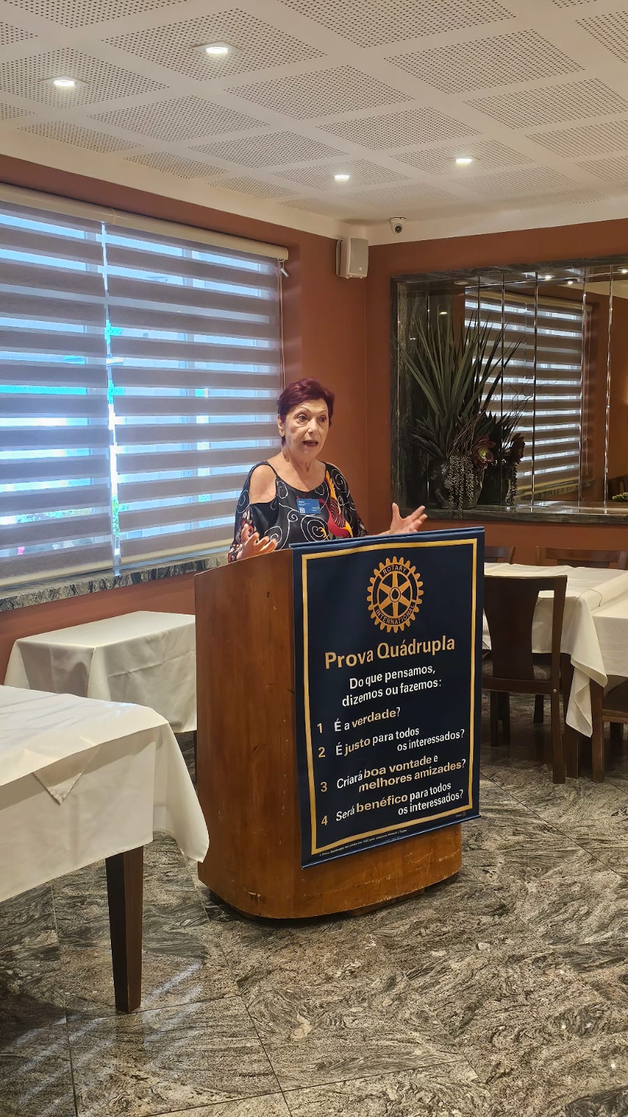 ACONTECEU NO ROTARY BOQUEIRÃO – DINÂMICA DE REFLEXÃO ACONTECEU NO ROTARY BOQUEIRÃO – DINÂMICA DE REFLEXÃO