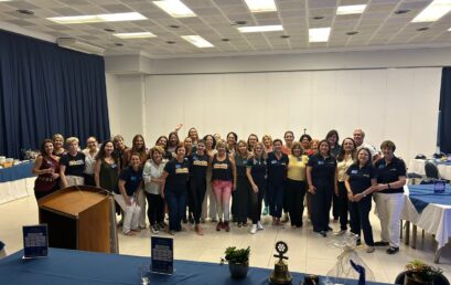 ACONTECE NO ROTARY BOQUEIRÃO: EMPRESA CIDADÃ, RECONHECIMENTO E MOVIMENTO CORPORAL