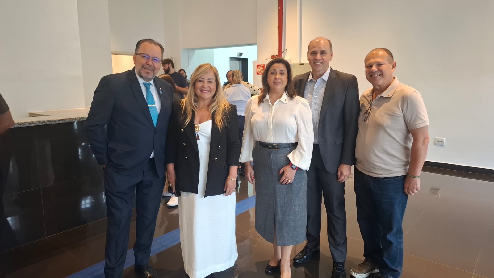 ROTARY BOQUEIRÃO E PROJETO HPV: INFORMAÇÃO E VACINA SALVAM