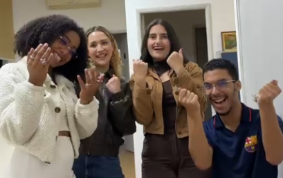 QUEM CUIDA DE QUEM CUIDA?